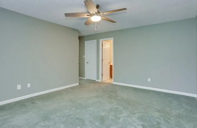 Building Photo - 2902 Running Creek Ln