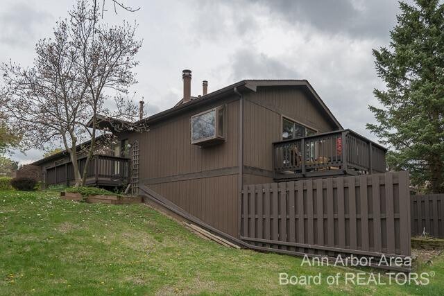 Building Photo - 2520 Traver Blvd