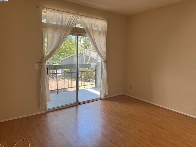 Building Photo - 7815 Canyon Meadows Cir