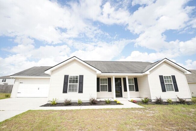 Building Photo - 134 Mustang Dr