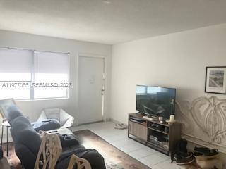 Building Photo - 1698 Jefferson Ave