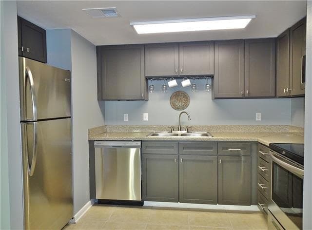 Building Photo - 1580 Harbor Dr