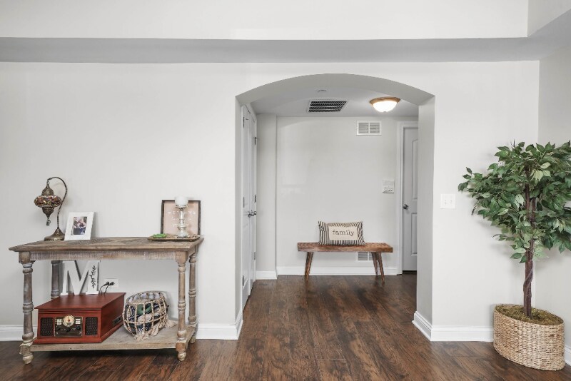 Building Photo - 7250 W 157th St