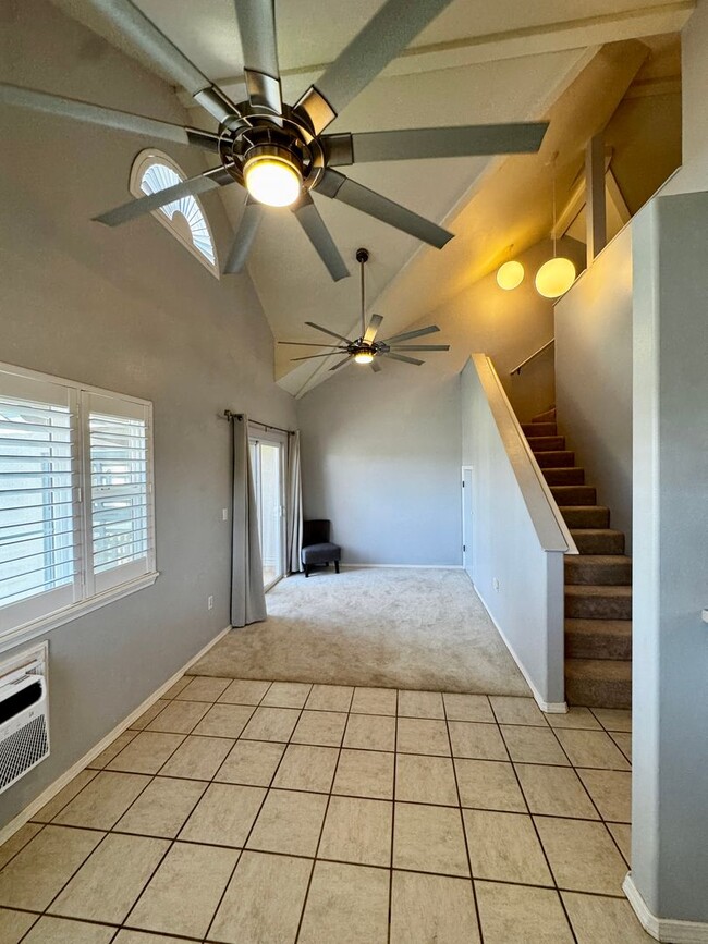Building Photo - 2BR/2BA + Loft Condo at Villas at Kenolio – Vaulted Ceilings & Upgraded Interior