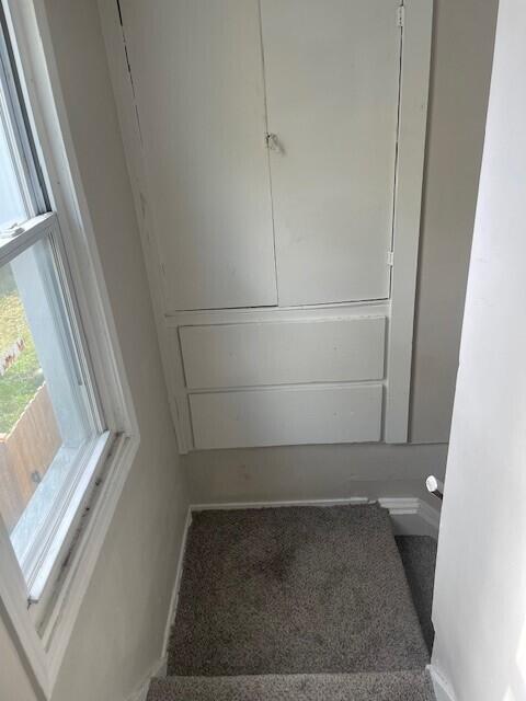 Building Photo - 11798 Outer Dr W