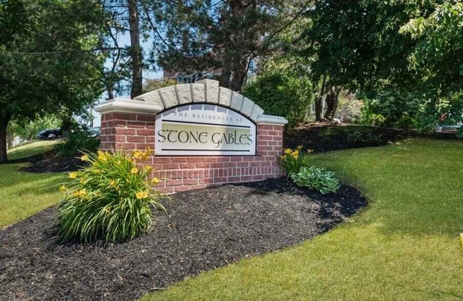 Building Photo - 30 Daniels St