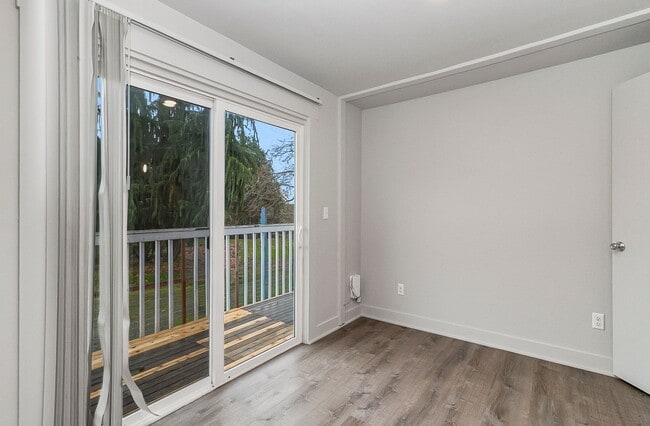 Building Photo - Cute 1 bedroom close to everything in Everett