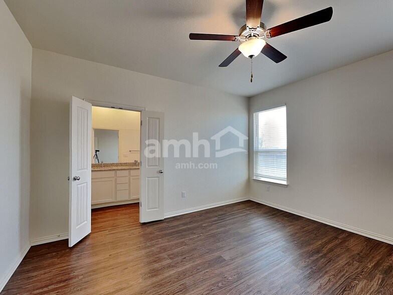 Building Photo - 171 Pebble Creek Run