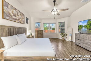 Building Photo - 8427 Buckhorn Parke