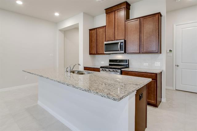 Building Photo - 17713 Coralberry Dr