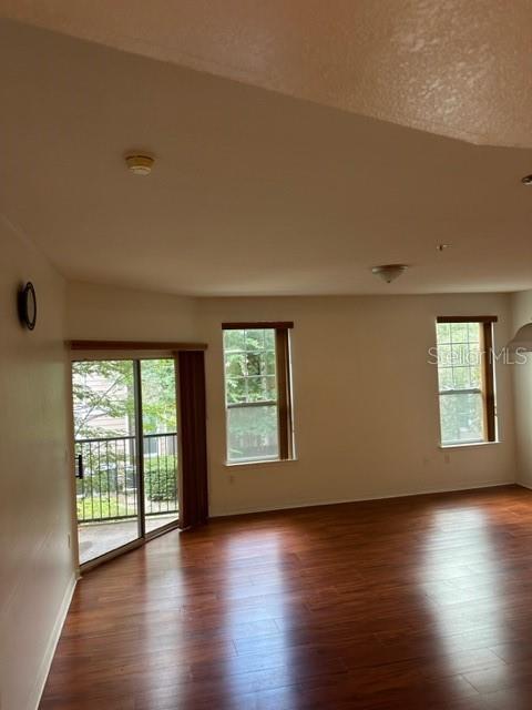 Building Photo - 1990 Erving Cir