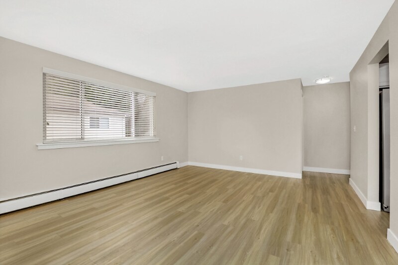 Building Photo - 830 3rd Ave NW