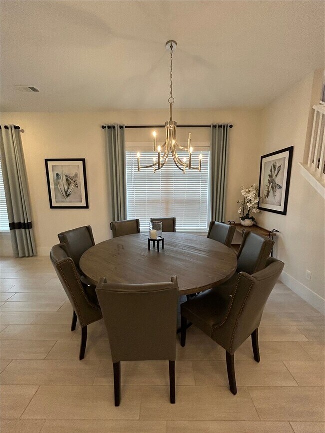 Building Photo - 606 Mill Pond Wy