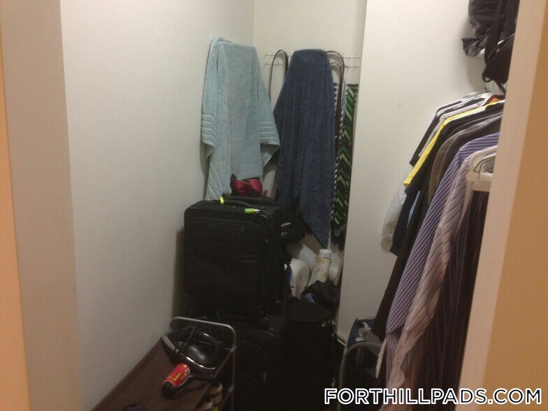 Building Photo - 8 Alvah Kittredge Park