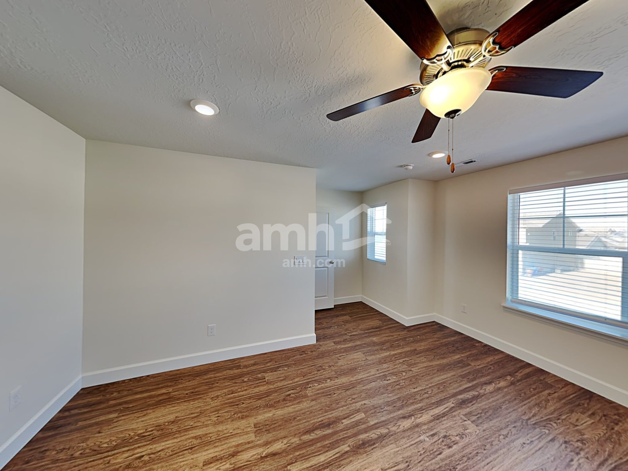 Building Photo - 2368 E Tumbleweed Rd