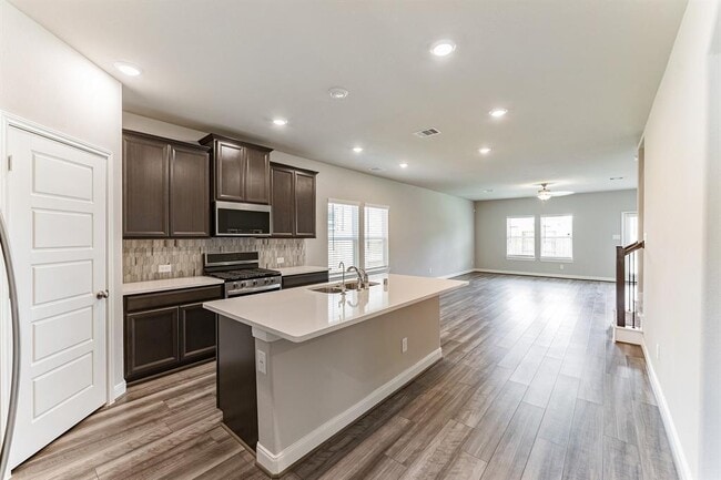 Building Photo - 4322 Pale Fox Ln