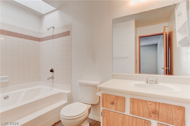 Building Photo - 2975 Juniper Hills Blvd
