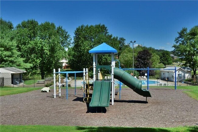 Building Photo - 411 Brookside Ct