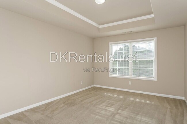 Building Photo - 4102 Dahlgreen Way