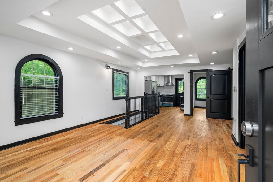 Living Room (main entrance) - 380 New Jersey Ave NW