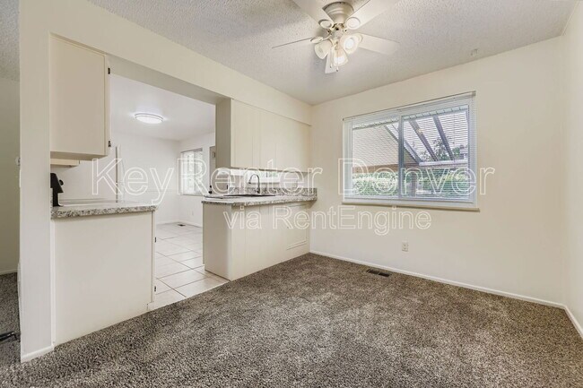 Building Photo - 1243 S Johnson Way
