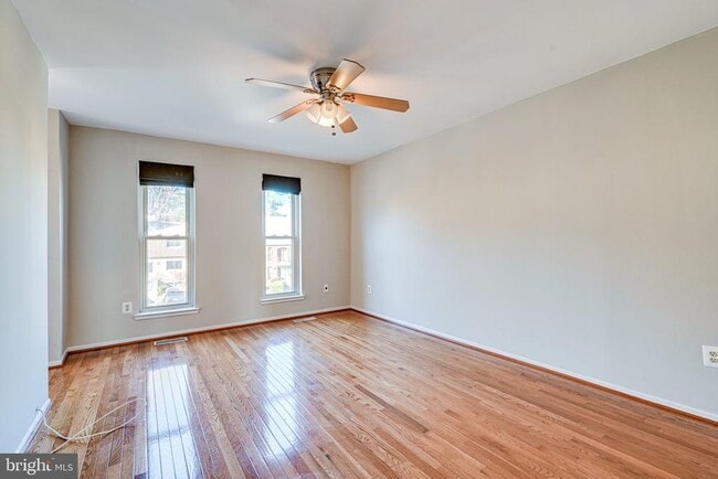 Building Photo - 1727 Cy Ct