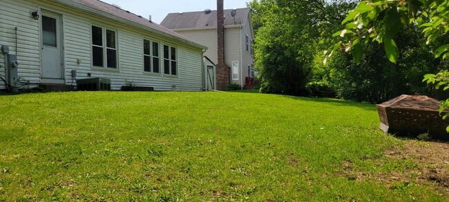 Building Photo - 336 Burr Oak Cir