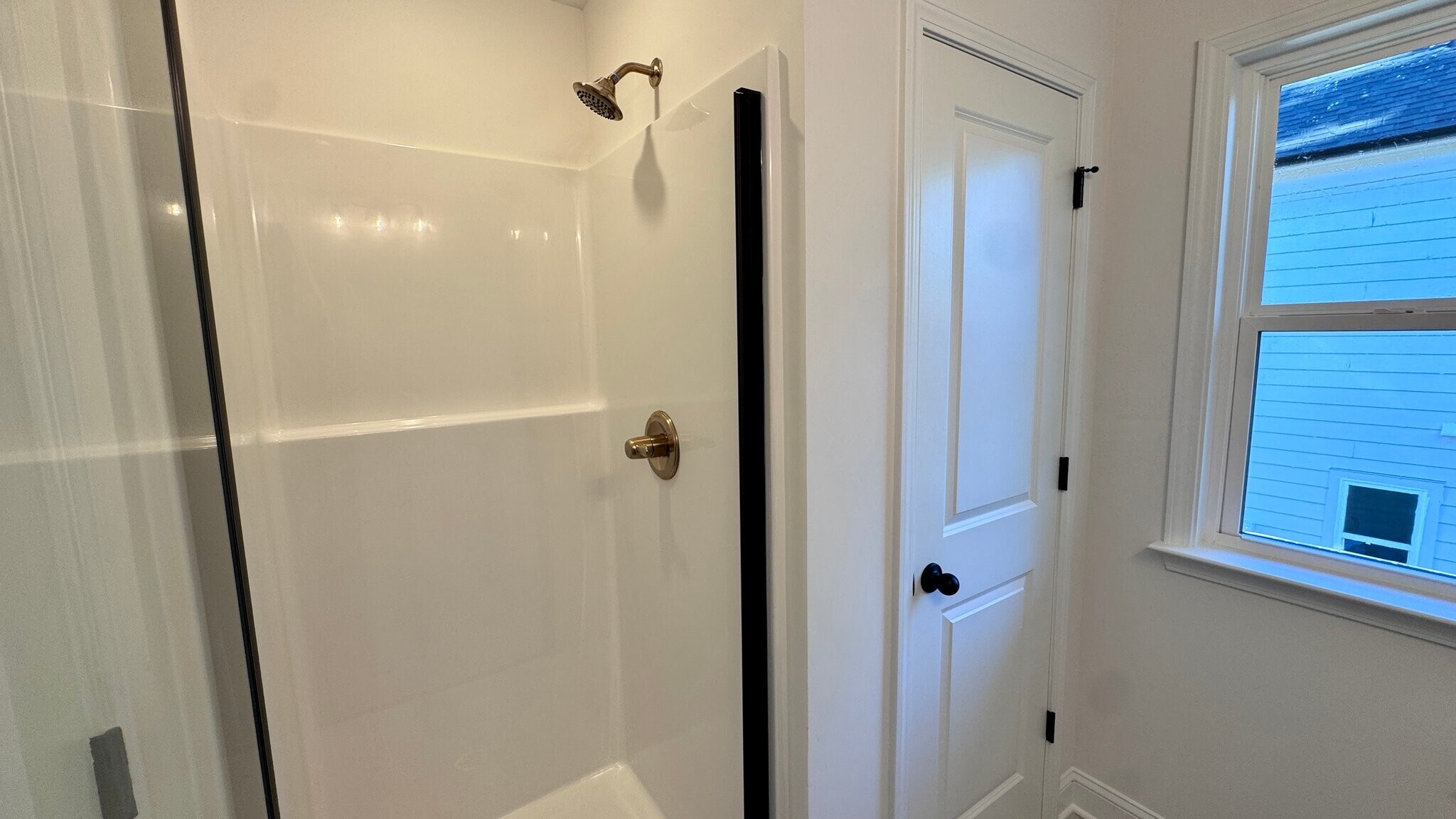 Building Photo - 1905 Driftwood Cir