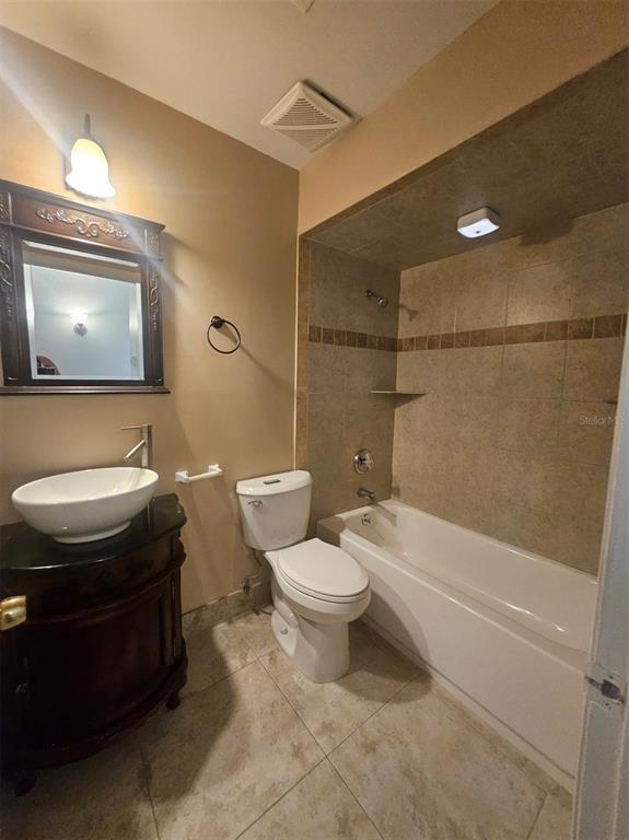 Building Photo - 1225 Armsdale Ave