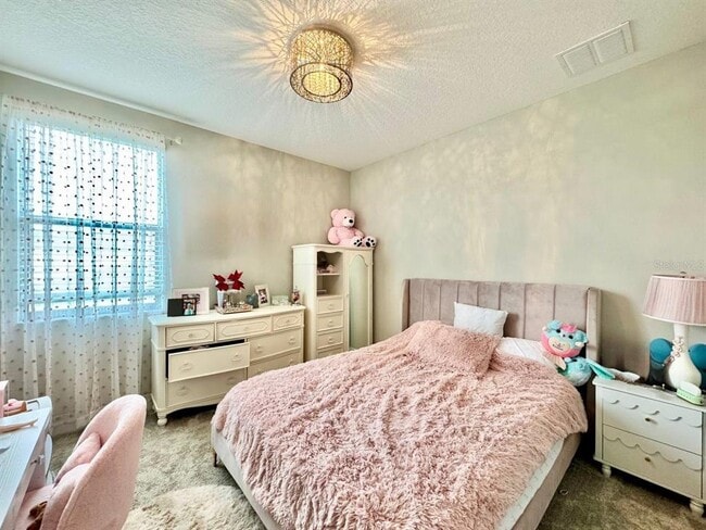 Building Photo - 2854 Hilliard Dr