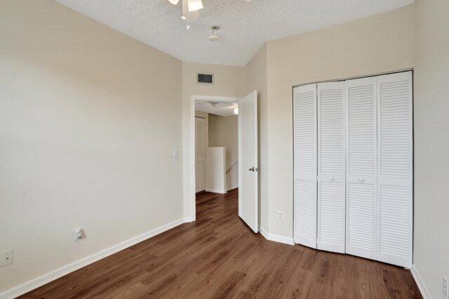 Building Photo - 10581 NW 57th Ct