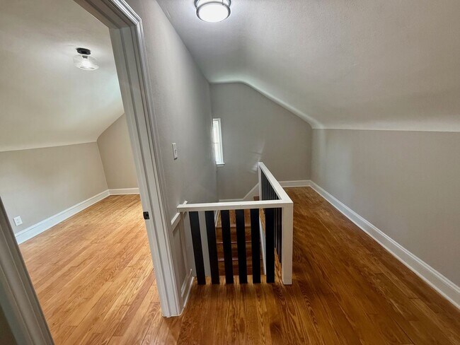Building Photo - Large 3 bedroom / 2 bath house in Annapolis