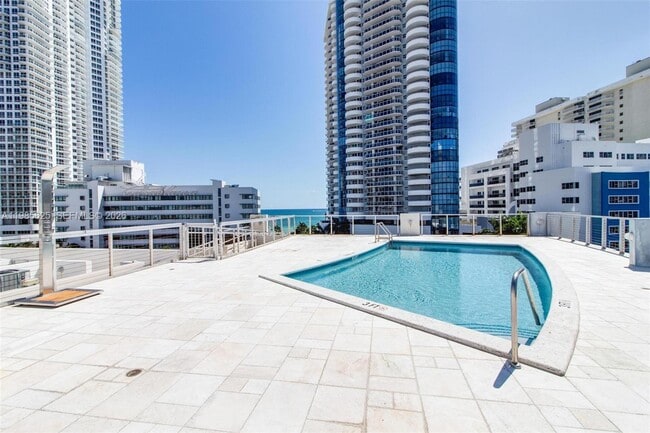 Building Photo - 6305 Indian Creek Dr