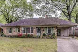Building Photo - 1663 Estate Dr