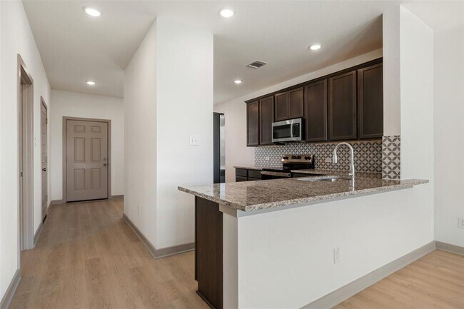 Building Photo - 270 Boatright Blvd