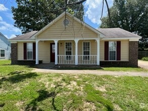 Building Photo - Renovated 3 Bedroom 2 Bath Home for Rent!