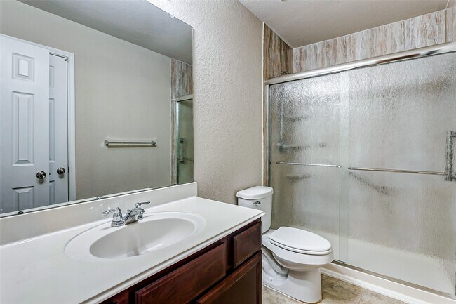 Building Photo - 10818 Chestnut Path Way