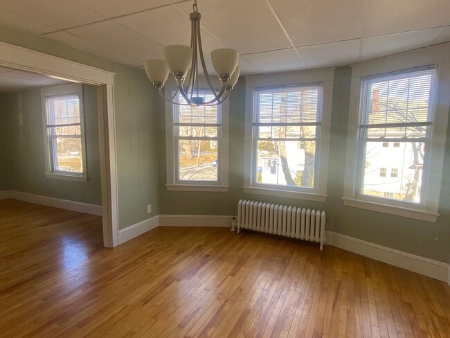 Building Photo - 58-60 Noyes St.