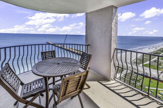 Building Photo - 2500 N Ocean Blvd