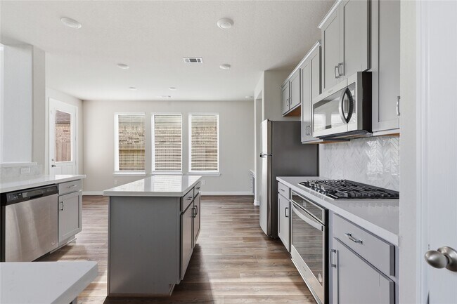 Building Photo - 2638 Settler Hl Dr