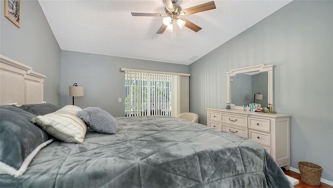 Building Photo - 2246 Cork Oak St W