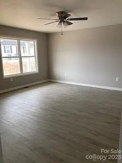 Building Photo - 605 Frank St