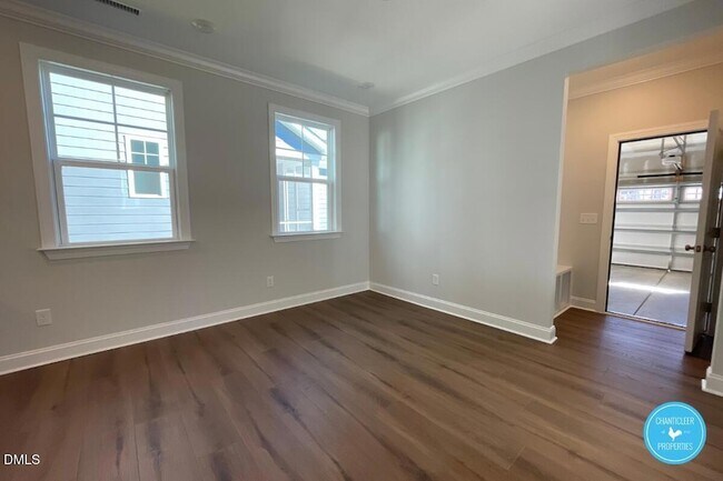 Building Photo - 105 Chesapeake Way