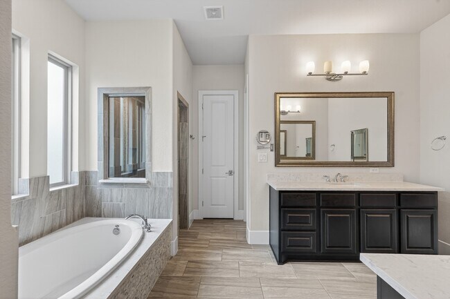 Building Photo - 79 N Curly Willow Cir