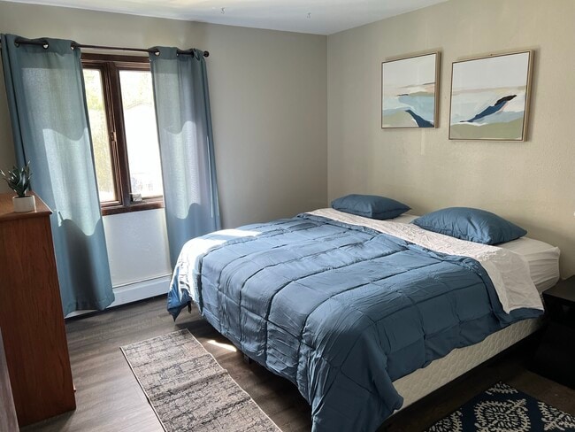 Building Photo - 11527 Heritage Ct