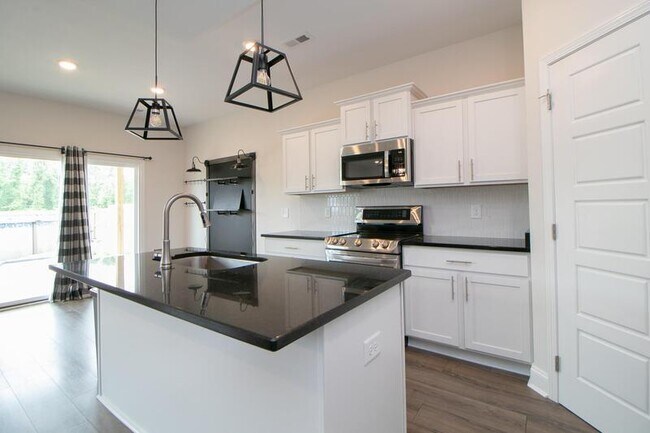 Building Photo - 234 Wexford Wy