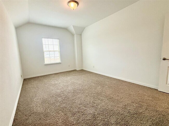 Building Photo - 1010 Ridge Runner Dr