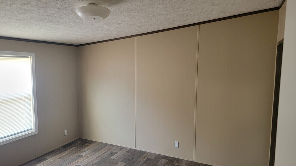 Building Photo - 32730 Carolee Cir