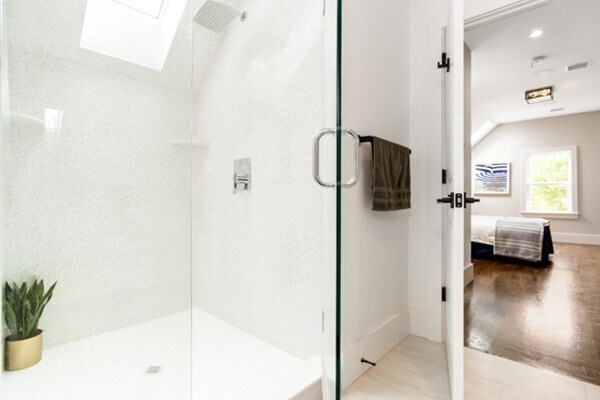 Building Photo - 6 Brook St