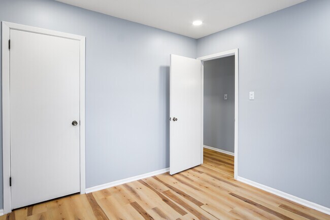 Building Photo - 413 Watson Ave